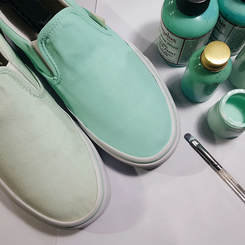 Repaint thân – sơn phục hồi màu thân giày